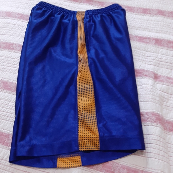 NIKE Blue & Gold Large Polyester Shorts - Picture 4 of 7